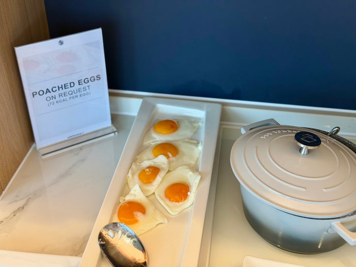 Air France Lounge London Heathrow LHR breakfast eggs