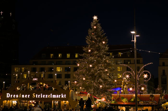 Dresden Christmas Valentin Karisch dPGmiMpK7s unsplash