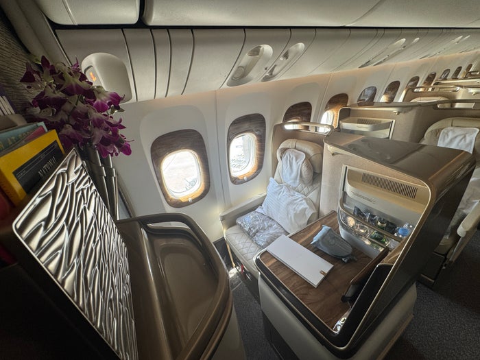 Emirates Business Class Boeing 777 300