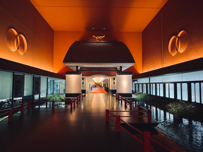 gajoen-tokyo-indoor-entrance-path Gajoen Tokyo indoor entrance path