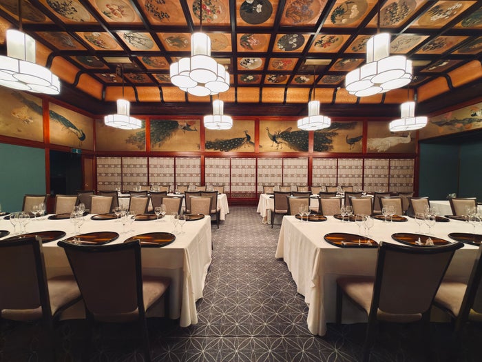 gajoen-tokyo-wedding-hall-artwork-wide Gajoen Tokyo wedding hall artwork wide