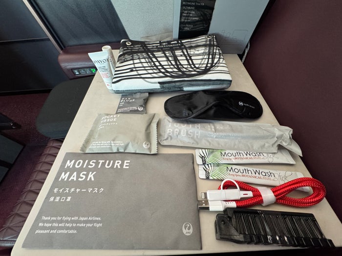 jl-first-class-suite-amenity-kit-items JL First Class Suite amenity kit items