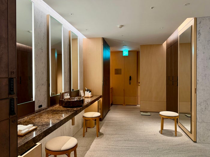 ritz-carlton-fukuoka-spa-changing-room Ritz Carlton Fukuoka spa changing room